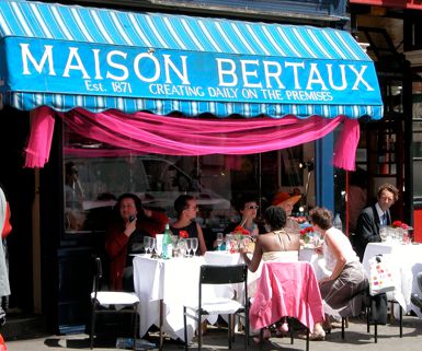 Maison Bertaux Theatre Club